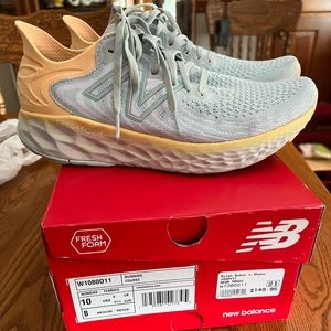 New Balance Running fresh foam.  Excellent condition only worn 2 times